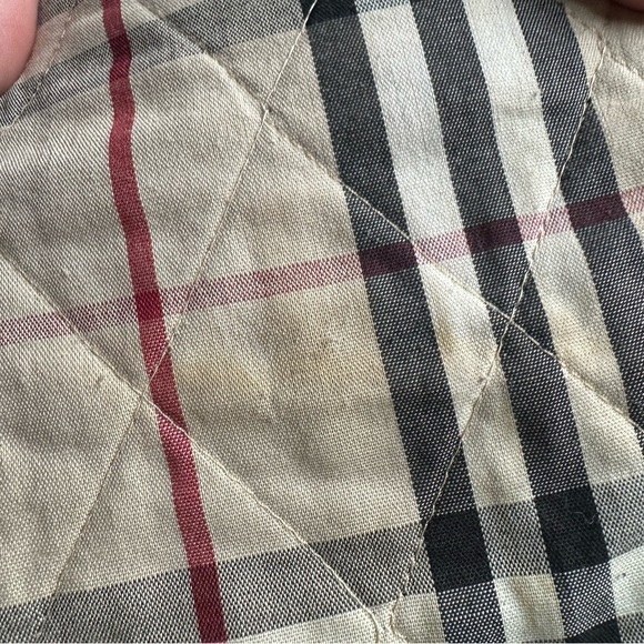 Burberry Quilted Jacket - Picture 7 of 9